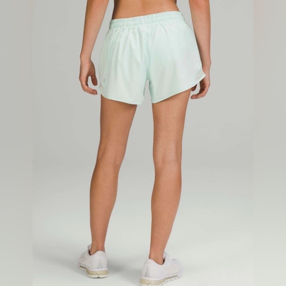 Lululemon | Hotty Hot Low-Rise Lined Short Size 6 Running Workout Athleisure - Picture 5 of 13
